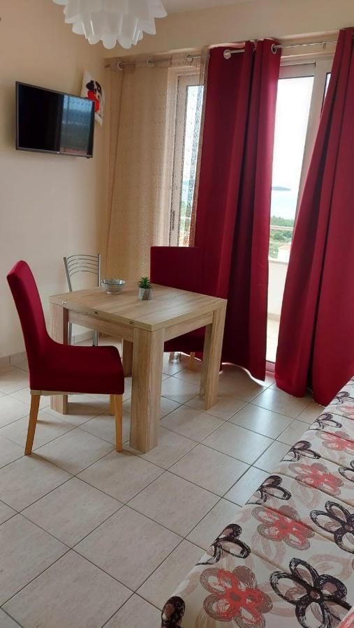 Apartment Ruby Sibenik Exterior photo